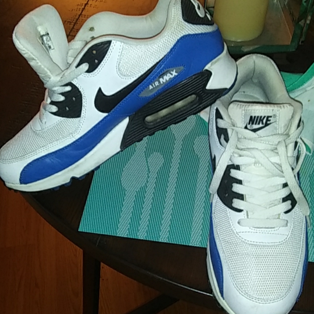Sneaker s